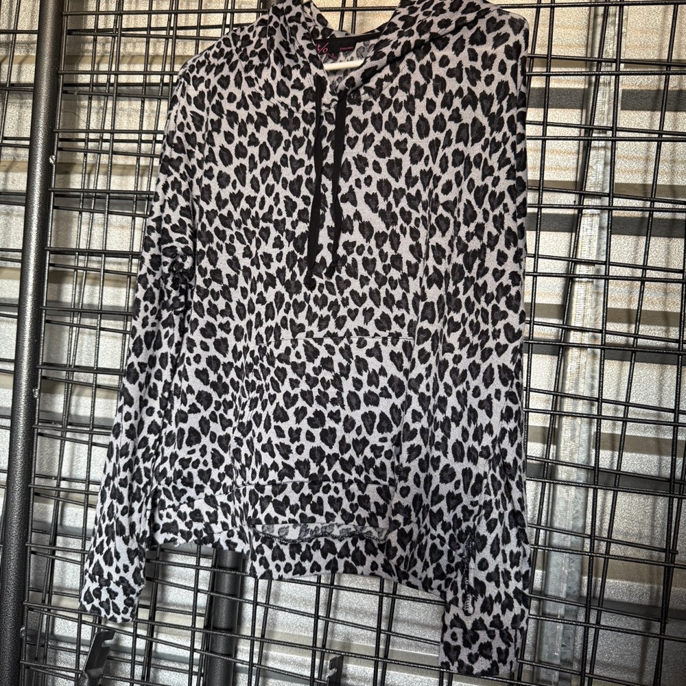 Leopard Print Hooded Pullover large womens L Black animal print White A8